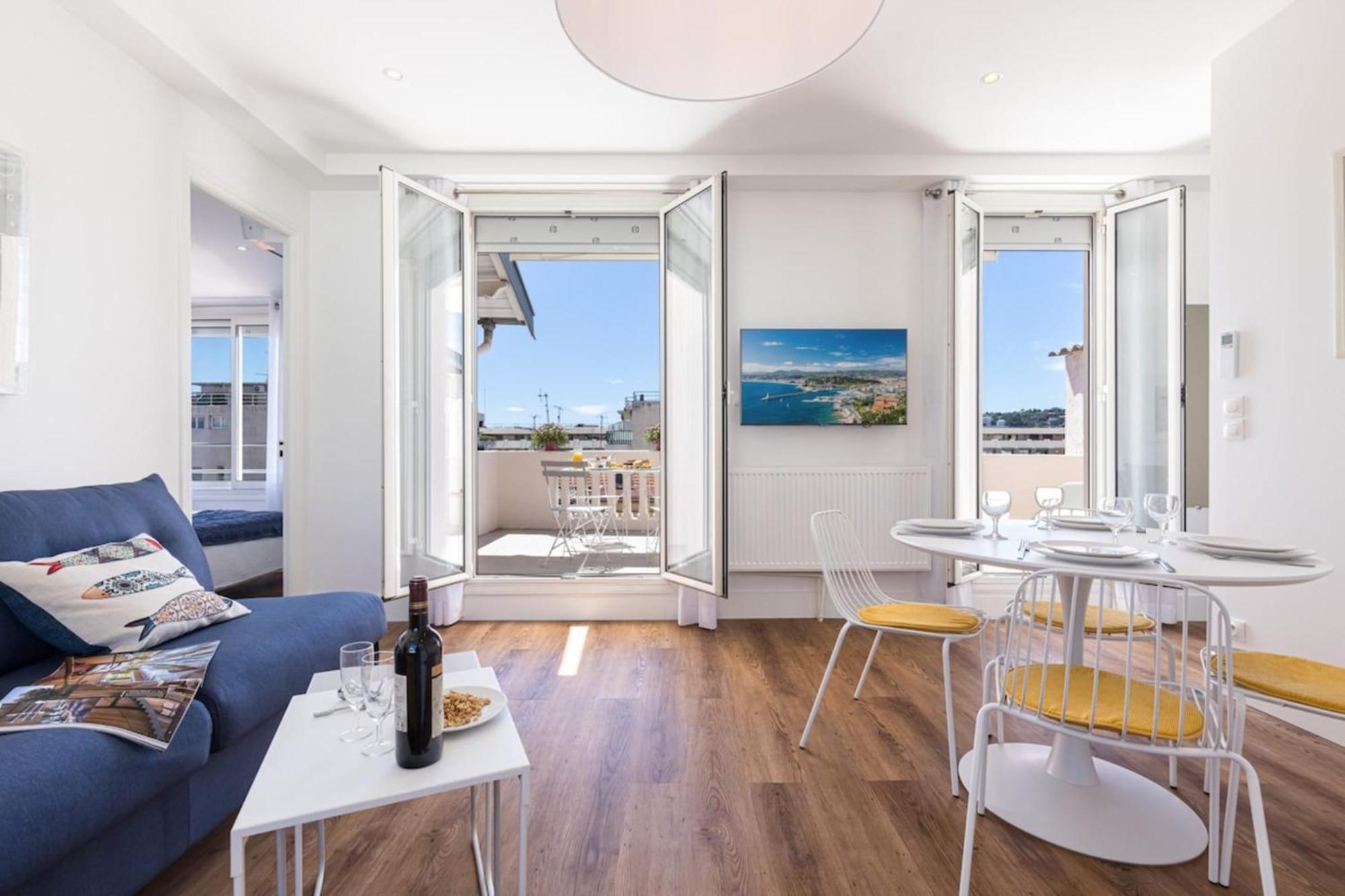 Spitalieri- Sunny Terrace With View -New Apartment Νίκαια Εξωτερικό φωτογραφία